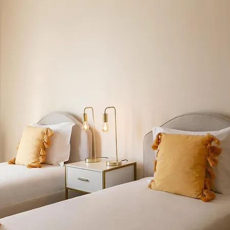 Sunset Retreat 아파트 *